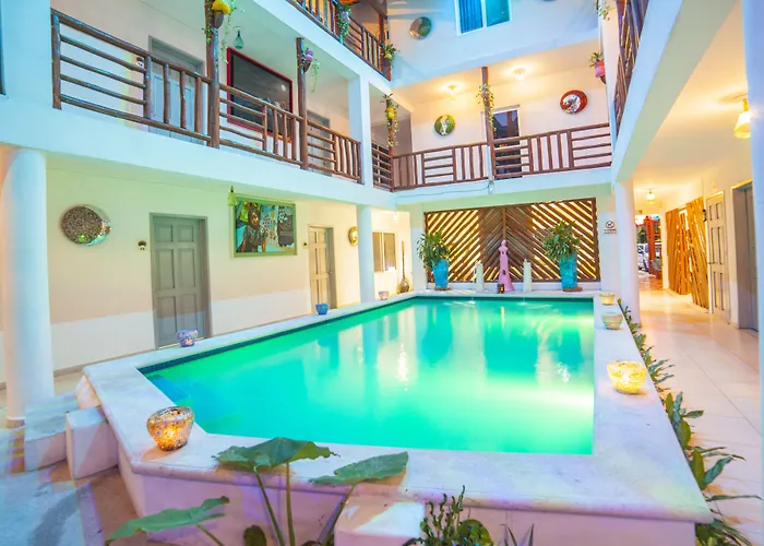 Hotel Mestizo Boutique 4*